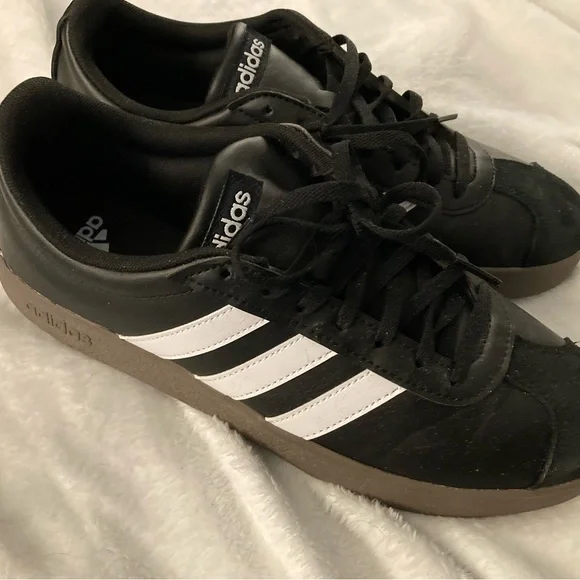 Adidas Women's Black and White Sneakers - Picture 6 of 7